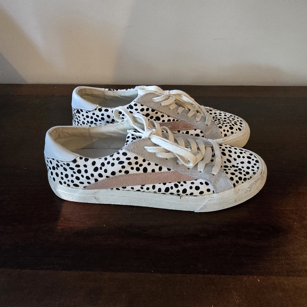 Stylish Kids' Polka Dot Sneakers